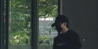 蔡徐坤上海低調(diào)出行依舊難擋帥氣