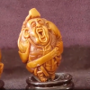 物理老師用核桃雕出水滸108將