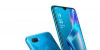帶降陷屏的OPPO A12智能手機(jī)展出