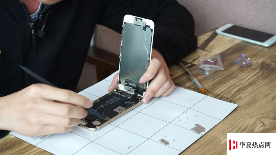 注意分辨，最新款 iPhone SE 擴容機已經(jīng)來了