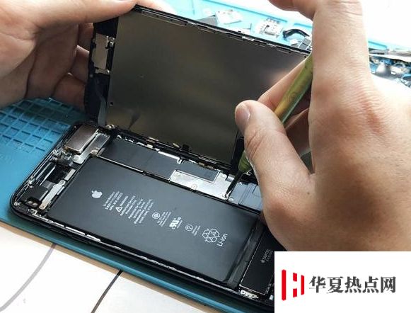 iPhone 更換電池的常見問題解答