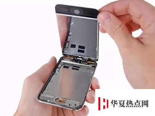 iPhone 更換手機(jī)外屏?xí)惺裁从绊懀繉κ謾C(jī)傷害大嗎？