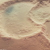 火星上的古代隕石坑三重峰
