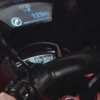 智能擋風(fēng)玻璃是摩托車騎手安全的概念