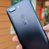OnePlus5和5T高清流媒體更新要求您將手機退回