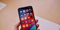 新的iPhone手機殼顯示了iPhone XS和iPhone 11之間的設(shè)計差異