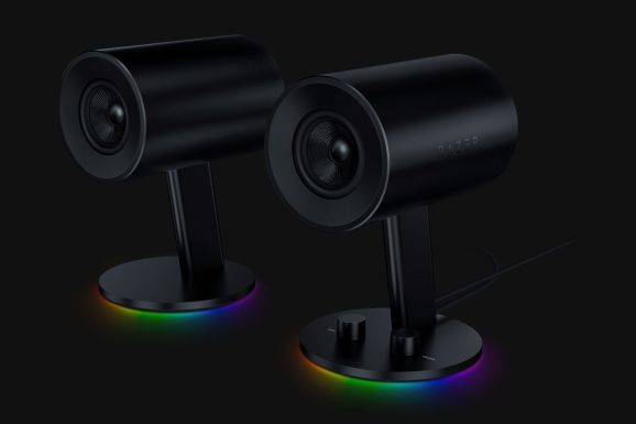 Razer的Nommo Chroma揚聲器聲音豐富但低音掙扎