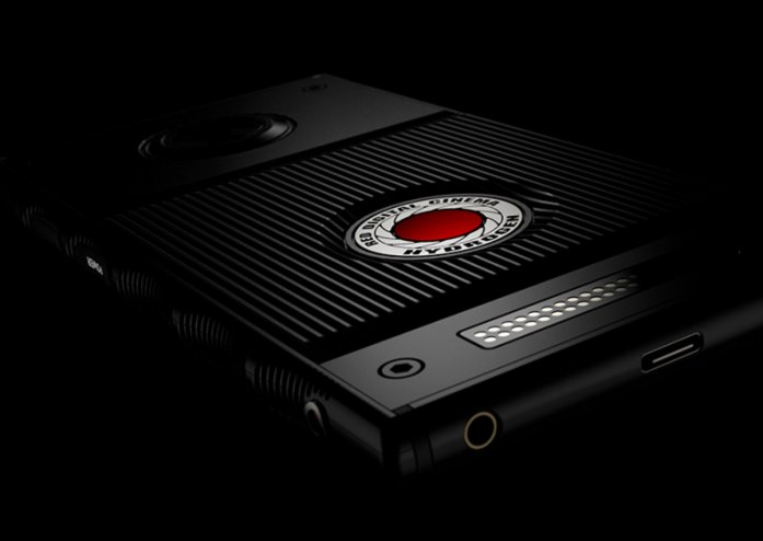 RED的Hydrogen One智能手機(jī)帶有全息顯示屏