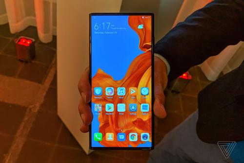 三星Galaxy Fold vs華為Mate X 可折疊手機(jī)的戰(zhàn)斗