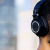 一個(gè)老舊的回歸Audio Technica的傳奇ATH-M50終于包括藍(lán)牙