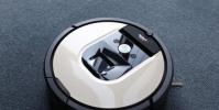 iRobot的新Roomba學(xué)會(huì)了自己清理