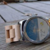 用這些獨(dú)特的木表帶之一裝飾您的 Android Wear 智能手表