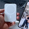 Apple 的 MagSafe 電池組專為iPhone 12系列設(shè)計