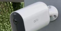 ArloPro4XLSpotlight攝像頭和Ultra2XLOutdoor亮相